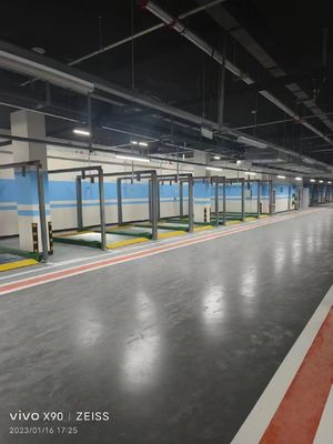 Sistema de estacionamiento hidráulico de 4 postes de estacionamiento